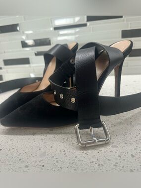 Monse Pumps